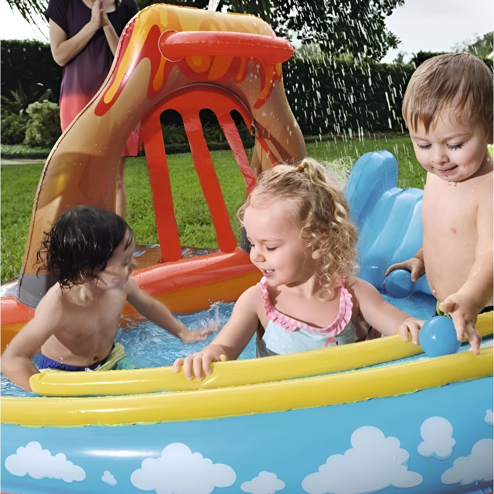 Надувной игровой центр Bestway Lava Lagoon 265×265×104 см, 208 л, с горкой и бассейном, от 2 лет