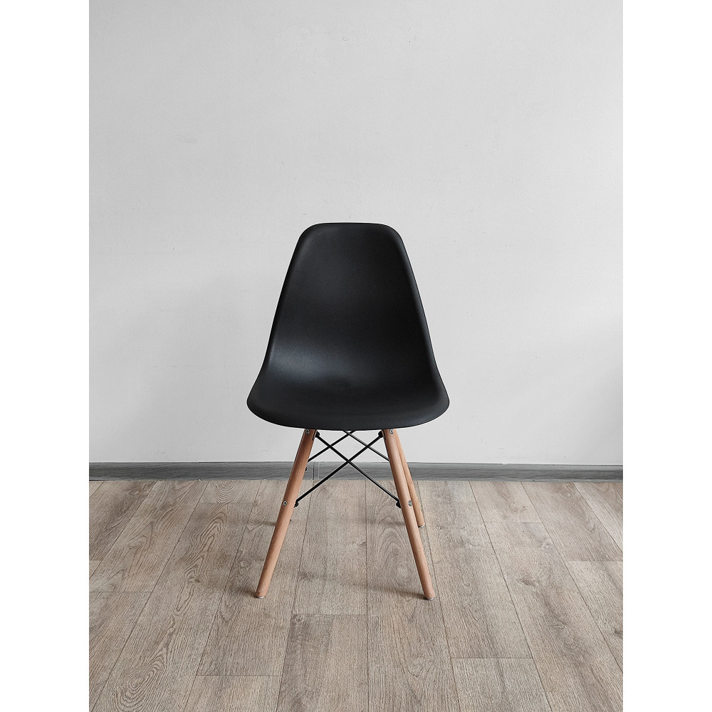 Стул Eames из полипропилена 43×46×84 см, черный, до 100 кг