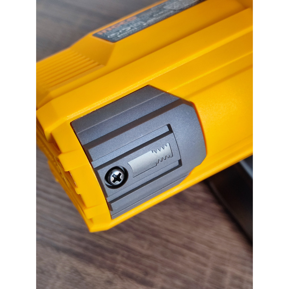 Пила циркулярная INGCO 1200Вт, 5000 об/мин, диск 185мм CS18578 INDUSTRIAL