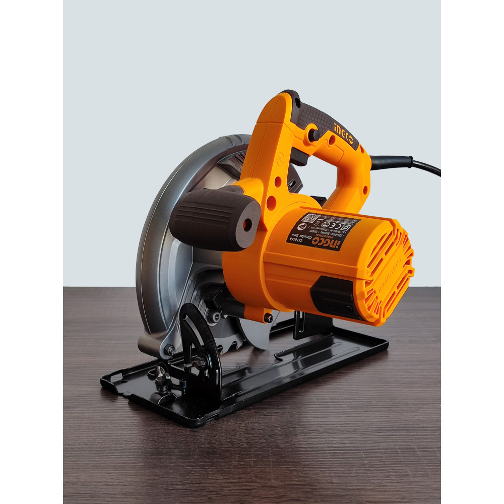 Пила циркулярная INGCO CS18568 1600Вт
