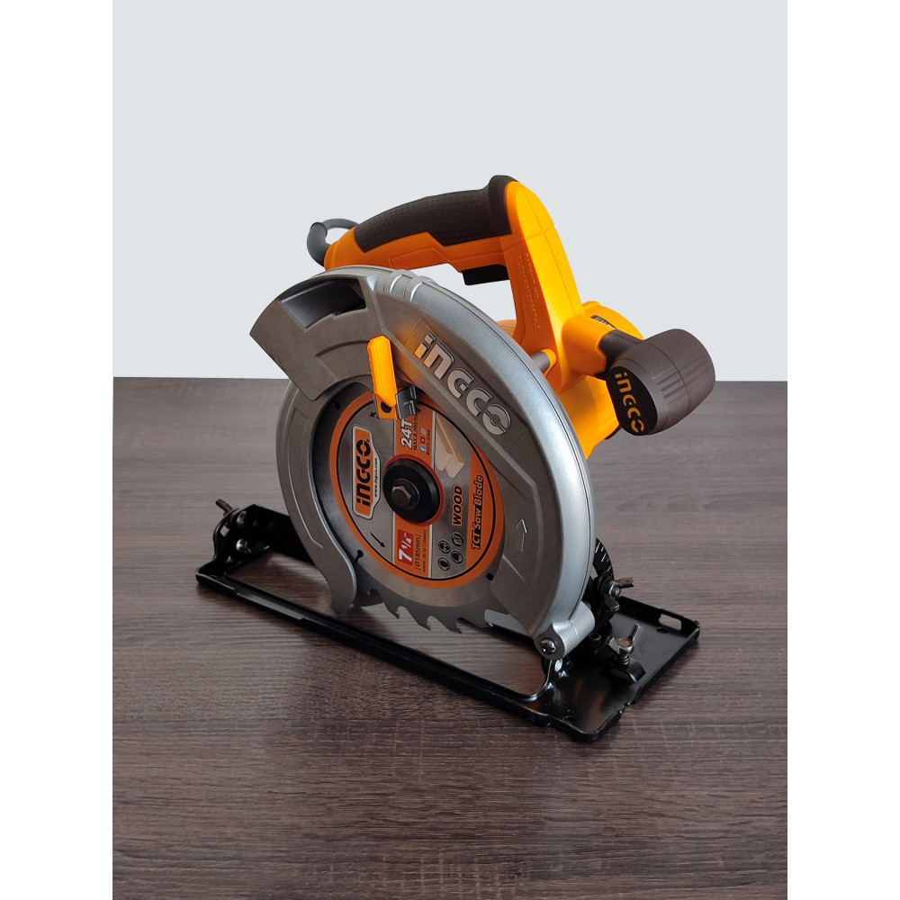 Пила циркулярная INGCO CS18568 1600Вт