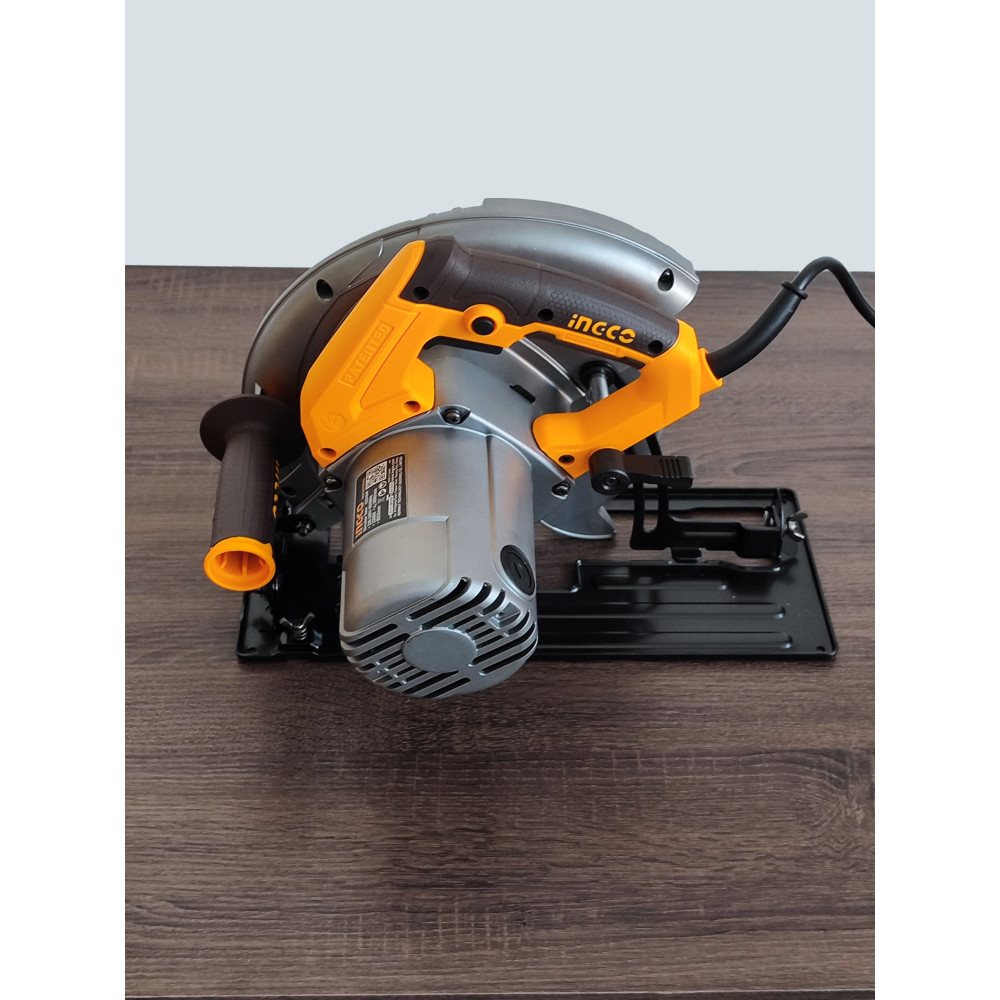 Пила циркулярная INGCO 2200Вт, 3800 об/мин, диск 235мм CS2358 INDUSTRIAL