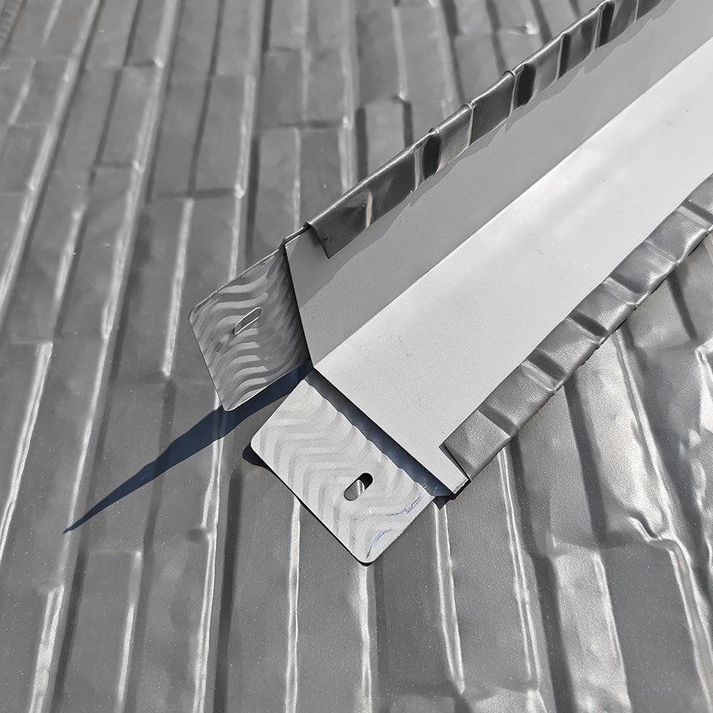 Наружный угол Maple, пенополиуретан, 380–400×50 мм, металл 0,3 мм