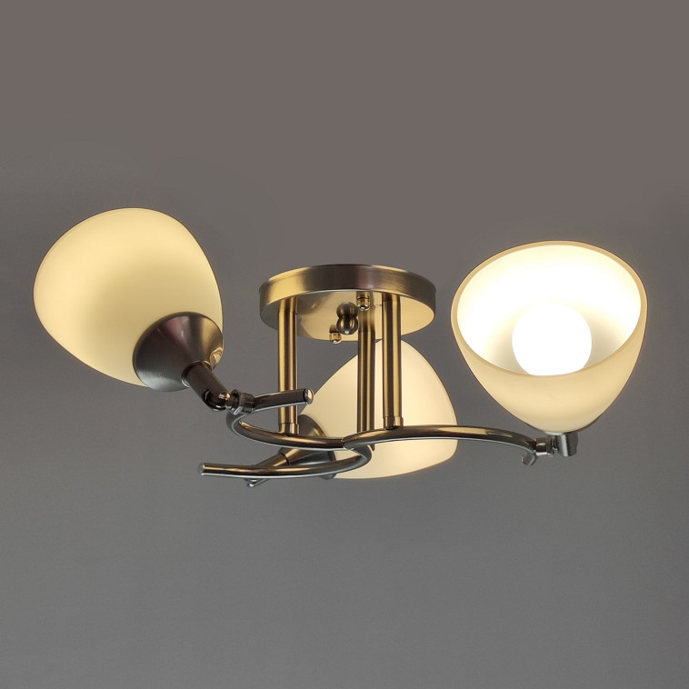 Картинка Светильник спот 3 плафона 57*24 см Е27 60Вт 12м2 плафон стекло хром Baizheng