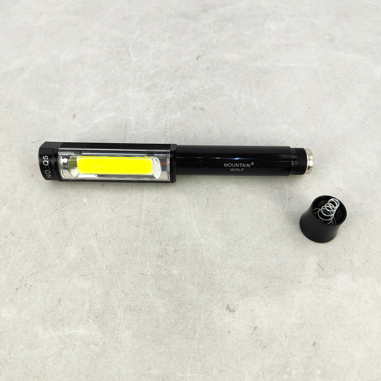 Изображение Фонарь ручной led 19х2.5х3 cm 3хААА BZ-Q5 Baizheng