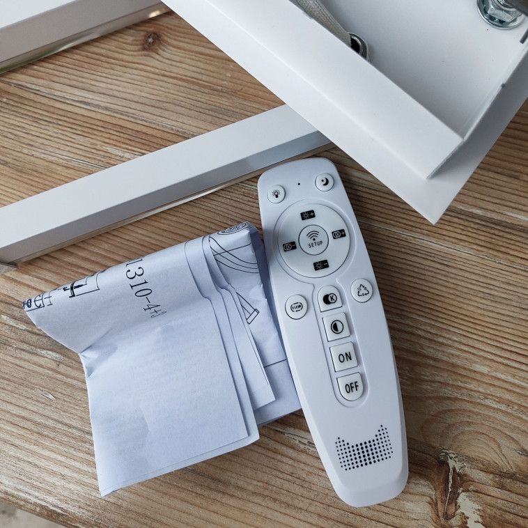 Рисунок Люстра светодиодная 7 плафонов 66*56*11 см 92Вт 11500LM 40м2 3 цвета пульт белый Baizheng