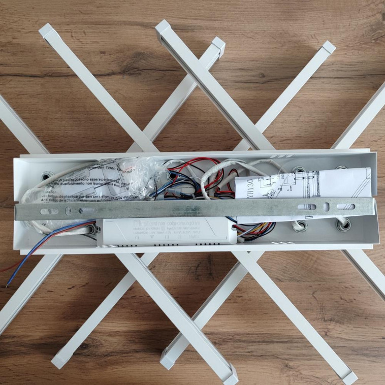 Рисунок Люстра светодиодная 8 плафонов 71*49*16 см 152Вт 19000LM 45м2 3 цвета пульт хром Baizheng