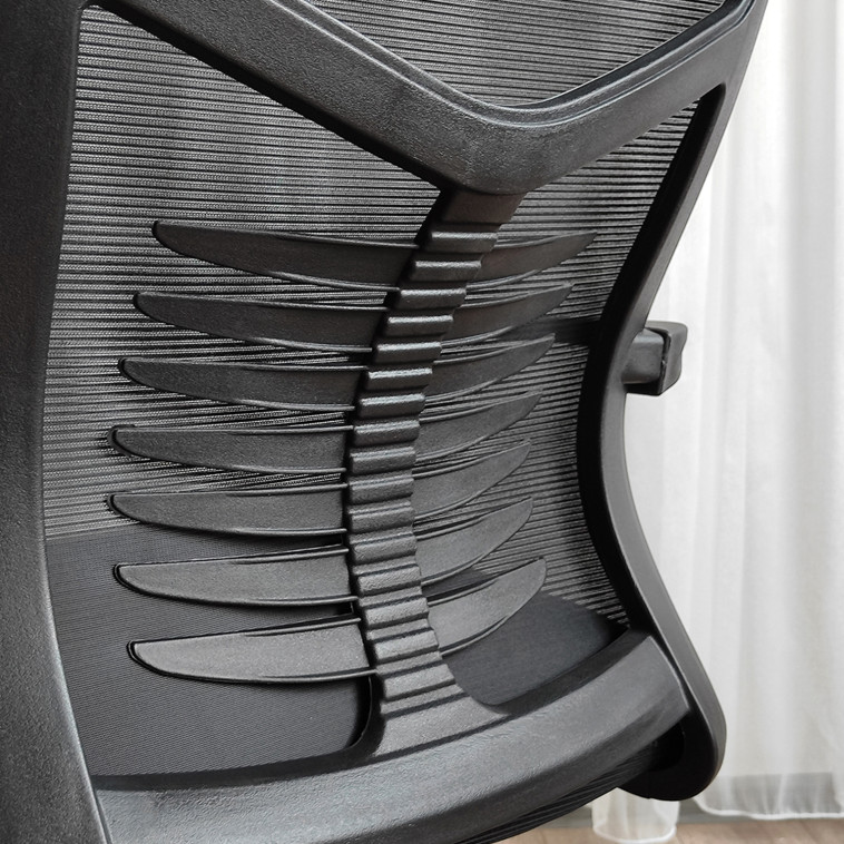 Фотография Кресло офисное 129*60*53 см до 150 кг механизм качания черный Baizheng