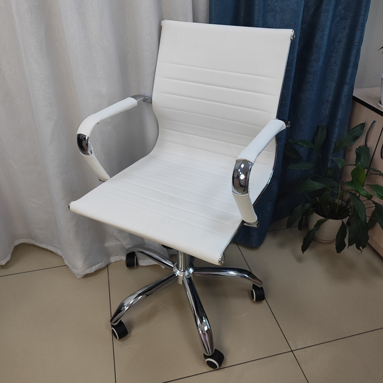 Фото Кресло офисное 49*43.5*109 см до 150 кг механизм качания искусственная кожа белый Baizheng
