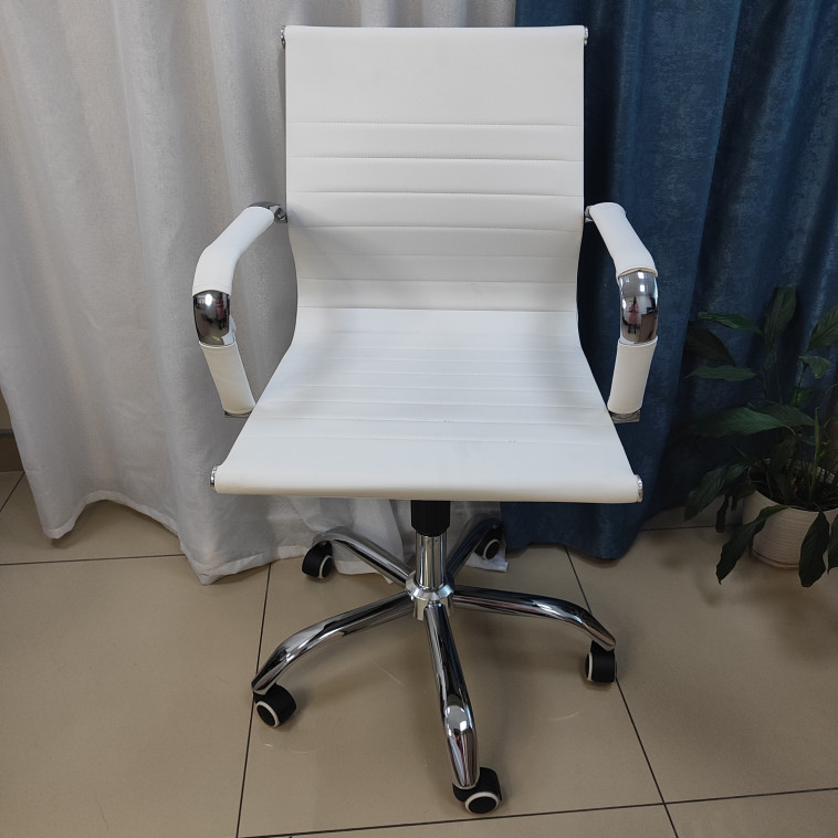 Фотография Кресло офисное 49*43.5*109 см до 150 кг механизм качания искусственная кожа белый Baizheng