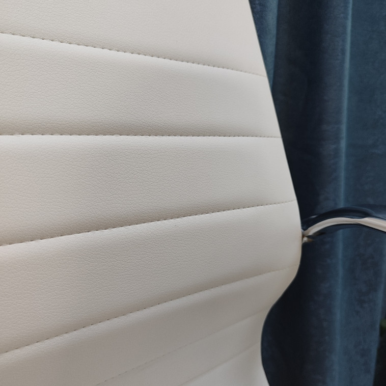 Фото №1 Кресло офисное 49*43.5*109 см до 150 кг механизм качания искусственная кожа белый Baizheng