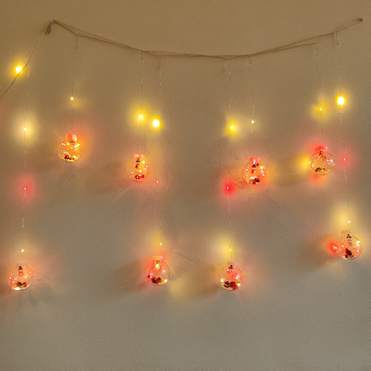 Фотография Гирлянда светодиодная 5 м 10led занавес шар елка шишка вишня снег мультик NP-1187 Fex