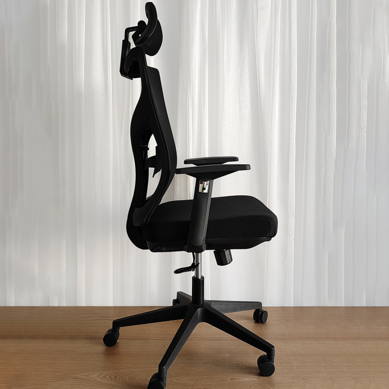 Изображение Кресло офисное 119*63*43 см до 150 кг механизм качания полиэстер черный Baizheng