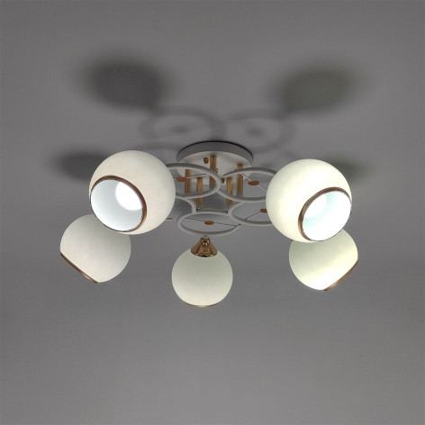 Люстра 5 плафонов 59*24 см Е27 60Вт 20м2 плафон стекло бело-золотой Baizheng