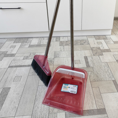 Набор пластиковый для уборки веник + совок 96х39х64 см пластик ручка красный Baizheng