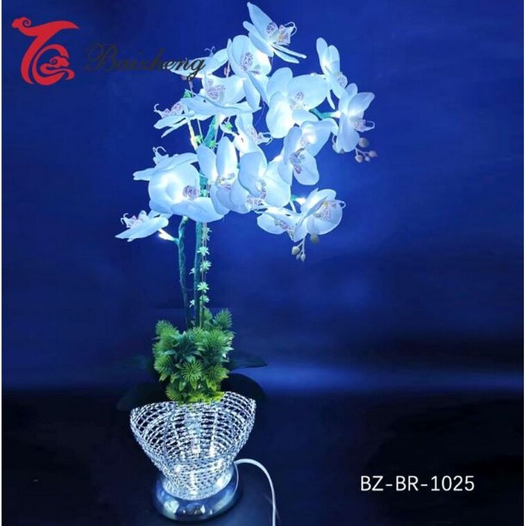 Лампа светодиодная настольная  20*20*60 см ваза с цветами Baizheng (1/12)