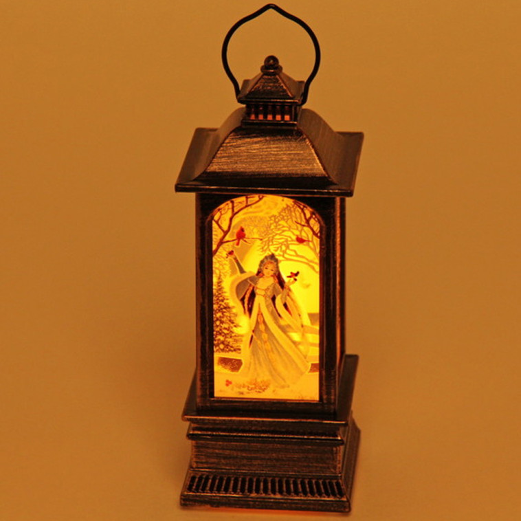 Картинка Светильник светодиодный 12,5*5,5*5,5 см Фонарь со сказочной снегурочкой бронза (1/240)