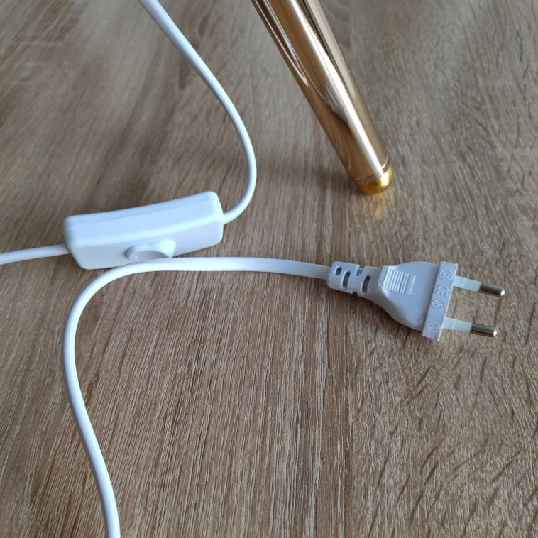 Мини фото №2 Торшер 3 плафона 155х50х40см  Е27 60Вт 12м2 со столиком плафон пластик черный Baizheng