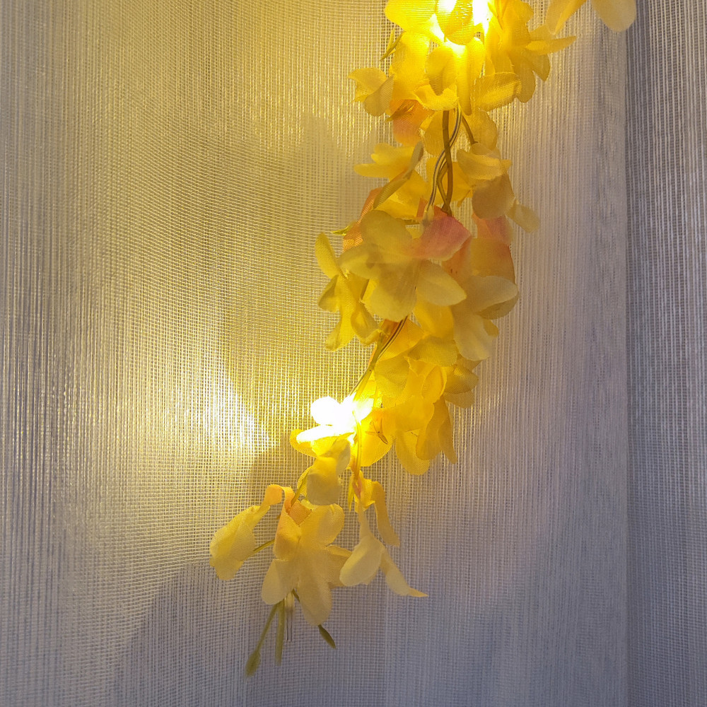 Гирлянда светодиодная 3*0,6 м 100 Led бахрома желтый Цветы NP-3390 Fex