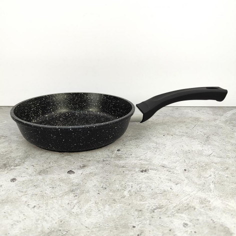 Сковорода алюминиевая 20 см Универсальная Гранит Горница