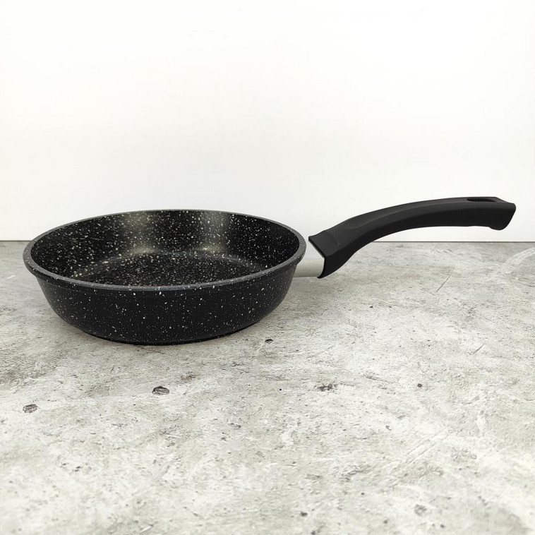 Сковорода алюминиевая 20 см Универсальная Гранит Горница