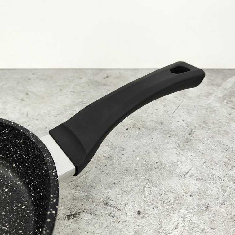 Фото Сковорода алюминиевая 20 см Универсальная Гранит Горница