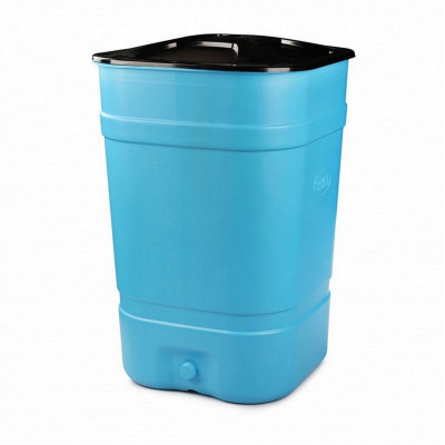 Бак пластиковый 350 л с крышкой квадратный Альтернатива