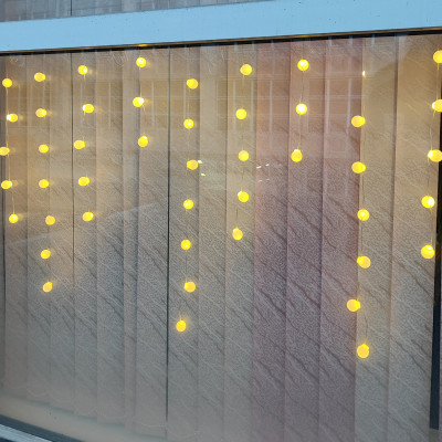 Гирлянда светодиодная 3 м 30х50х70 мм занавес Мячики желтый NP-1276 Fex Гирлянда светодиодная 3 м 30х50х70 мм занавес Мячики желтый NP-1276 Fex