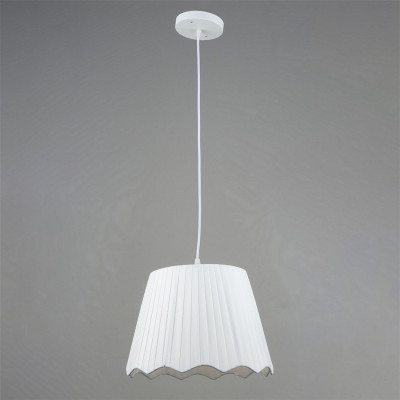 Люстра кухонная 1 плафон 30*22*80 см Е27 60Вт 4м2 плафон ткань белый Baizheng