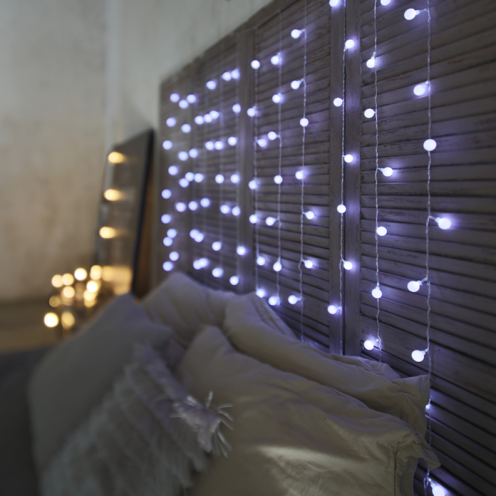 Гирлянда светодиодная  1,5*1,5 м 144 led 230 В 8 реж дождь шарики белый