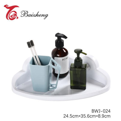 Полка пластиковая для ванной 24,5*35,6*8,9 см на присосках белый Классик Baizheng