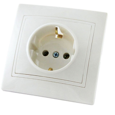 Розетка 1 мест 2П+З 16А 250В белый Розетка 1 мест 2П+З 16А 250В белый