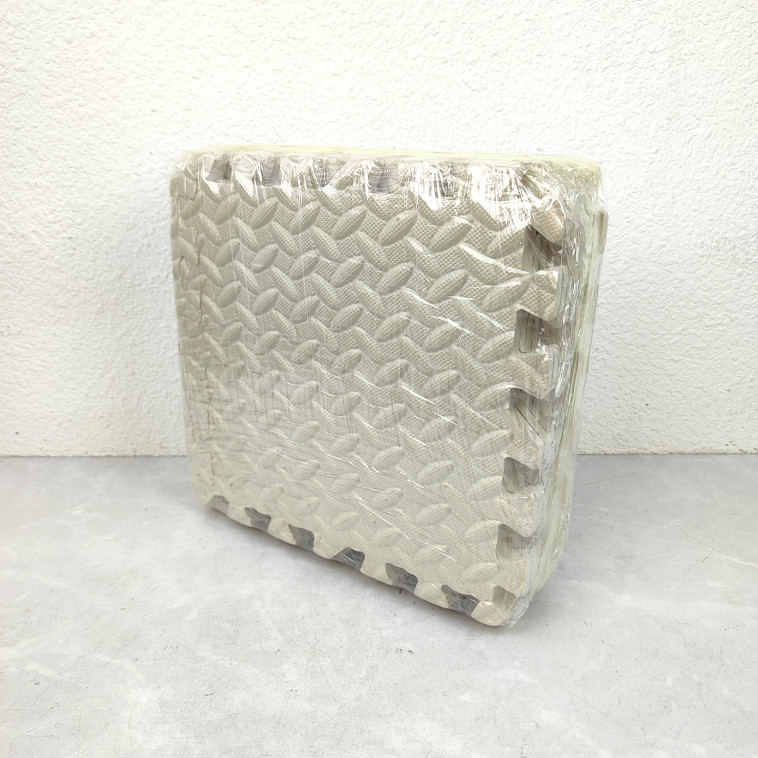 Фото №1 Коврик-пазл 9шт 30*30*1см белый Baizheng