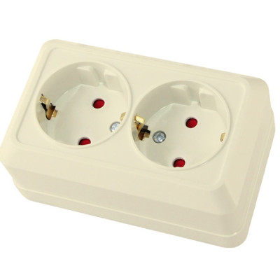 Розетка двойная 2П+З открытой установки с з/ш IP20 16А, слоновая кость Розетка двойная 2П+З открытой установки с з/ш IP20 16А, слоновая кость