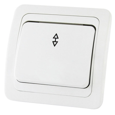 Переключатель на 2 направления 1-кл. 10А белый Переключатель на 2 направления 1-кл. 10А белый