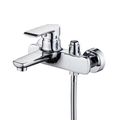 Смеситель DIKALAN для ванны однорыч., дивертор кнопка в корпусе, хром (12) D31375 Смеситель DIKALAN для ванны однорыч., дивертор кнопка в корпусе, хром (12) D31375