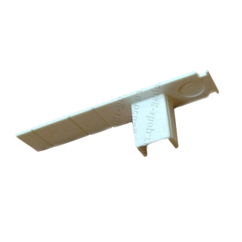 Заглушка пластик универсальная правая М Магеллан