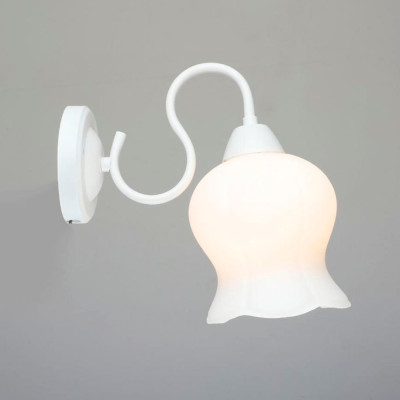 Бра 1 плафон  25,5*12,5*22,5 см Е27 60Вт 4м2 плафон стекло белый Baizheng